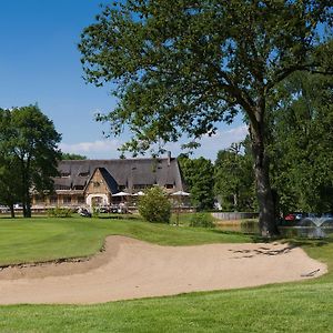 Hotel Grand Slam Le Vaudreuil Exterior photo