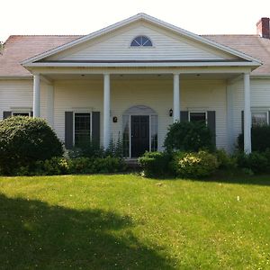 Seaview White House Bed and Breakfast Stratford Exterior photo