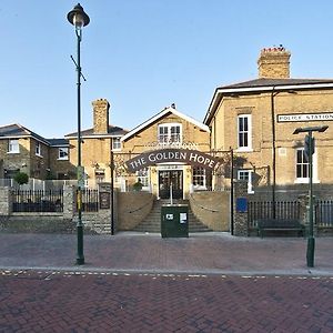 The Golden Hope Wetherspoon Sittingbourne Exterior photo