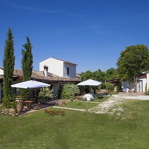 Antico Casale Spezia Pelagalli Bed and Breakfast Aquino Exterior photo