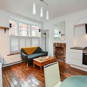 Al-Fresco Apartment - 1 FREE PRIVATE PARKING SPACE - 60 SECOND WALK 2 MINSTER! York Exterior photo