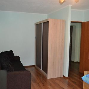 Saules Apartamento Ventspils Exterior photo