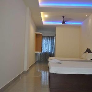Mcm Resort &Dormetry Haripād Exterior photo
