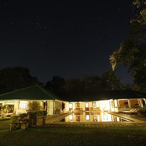 Sanctuary Lodge Colombo Exterior photo