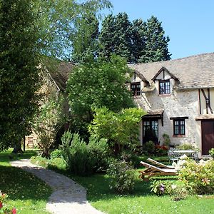 Le Clos Dormont Bed and Breakfast Saint-Étienne-sous-Bailleul Exterior photo