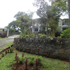 Hillseen Hotel Kadugannawa Exterior photo