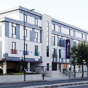 Premier Inn London Eltham Exterior photo