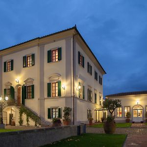 Relais Villa Scarfantoni B&B Montemurlo Exterior photo
