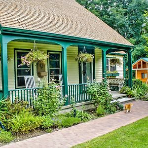 Los Gatos Bed&Breakfast Bed and Breakfast Penn Yan Exterior photo