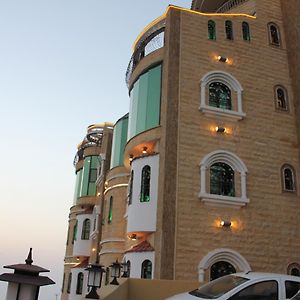 Hotel Fndk Vifaa Fayfa Exterior photo
