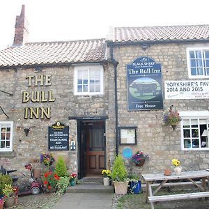 The Bull Inn West Tanfield Ripon Exterior photo