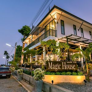 Hotel Magic House - No Pets Allowed Chumphon Exterior photo