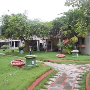 Hotel Sadhabishegam Vaithisvarankoil Exterior photo