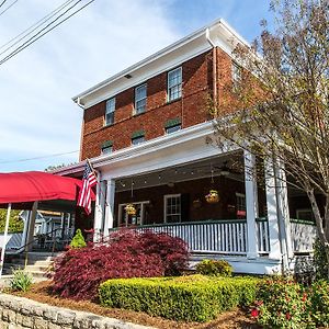 The Henderson Bed and Breakfast Hendersonville Exterior photo