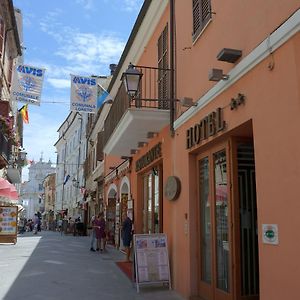 Hotel Loreto Exterior photo