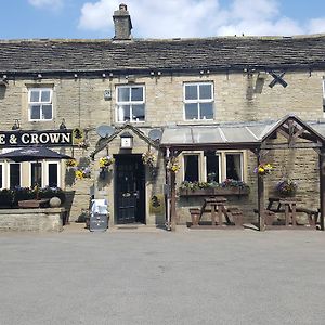 Hotel The Rose And Crown Huddersfield Exterior photo