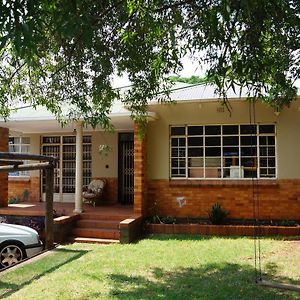 Westmoreland Lodge Johannesburgo Exterior photo