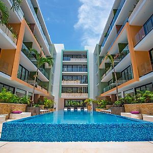 Klr The City Condos Playa del Carmen Exterior photo