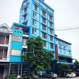 Thanh Trung Hotel Tuyen Quang Exterior photo