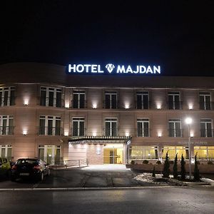 Hotel Majdan Belgrado Exterior photo