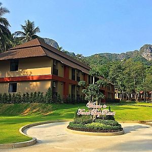 Tonsai Bay Resort Exterior photo