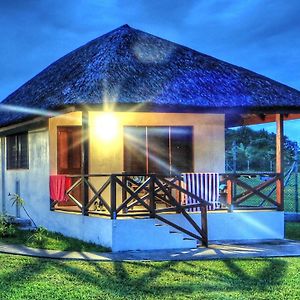 Beachfront Resort Luganville Exterior photo