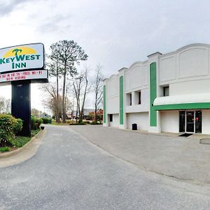 Key West Inn - Newport News Exterior photo