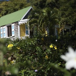 Hotel The Hermitage Pond Hill Exterior photo