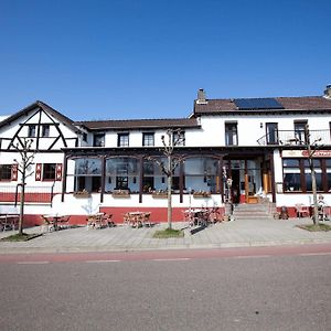 Hotel Gasthof Euverem Gulpen Exterior photo