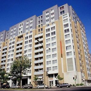 Hotel Faubourg Montreal Centre-Ville Downtown Exterior photo