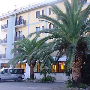 Hotel San Luca Rossano Exterior photo