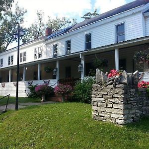 The Lake House Townhouses Richfield Springs Exterior photo