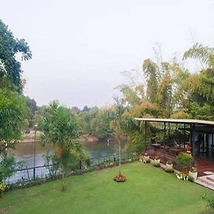 Kanvela Resort Kanchanaburi Exterior photo