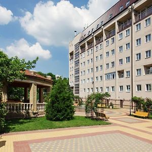 Park Hotel Nadezhda Rostov del Don Exterior photo
