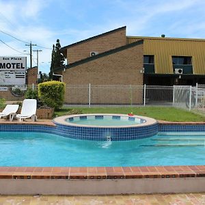 Sun Plaza Motel - Mackay Exterior photo