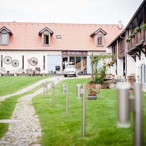 Wellness Hotel Boží oko Malé Chrášťany Exterior photo