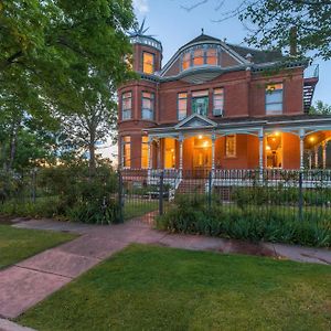 Lumber Baron Inn&Gardens Denver Exterior photo