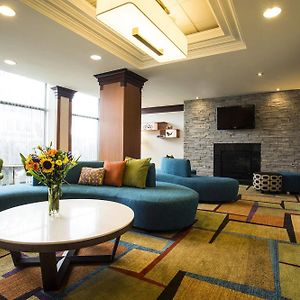 Fairfield Inn & Suites By Marriott Toronto Airport Mississauga Exterior photo