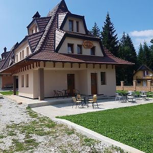 Hotel Vila Tri Srca Beserovina Exterior photo