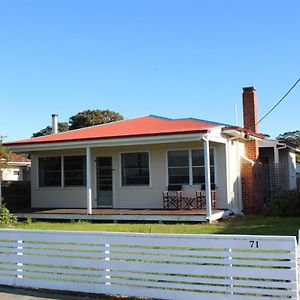 Bennetts Villa Lakes Entrance Exterior photo