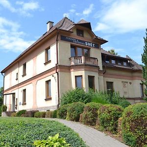 Hotel Penzion Svet Trinec Exterior photo