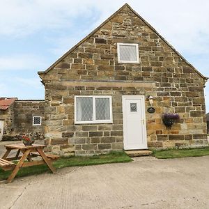 Foxhunter Cottage Whitby Exterior photo