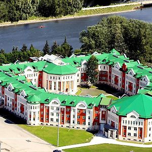 Hotel Park Krestovskiy San Petersburgo Exterior photo
