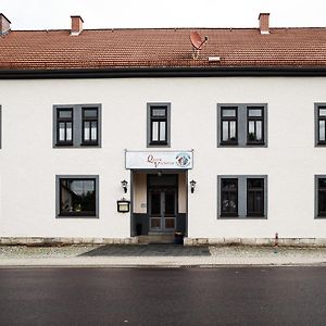 Hotel Landgasthaus Queen Victoria Stadtilm Exterior photo