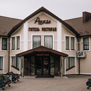 Hotel Rolada Tysmenytsia Exterior photo