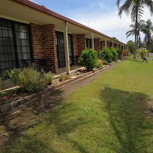 Lakeside Lodge Motel - UNDER NEW MANAGEMENT Lismore Exterior photo