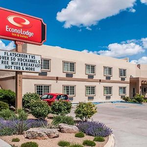 Econo Lodge Inn&Suites Santa Fe Exterior photo