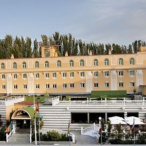 Hotel Torres I Villanueva Del Arzobispo Exterior photo