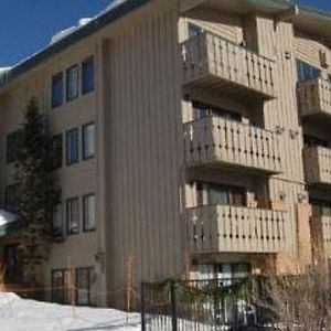 Scandinavian Lodge And Condominiums Steamboat Springs Exterior photo