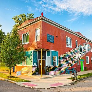 Hostel Detroit Exterior photo